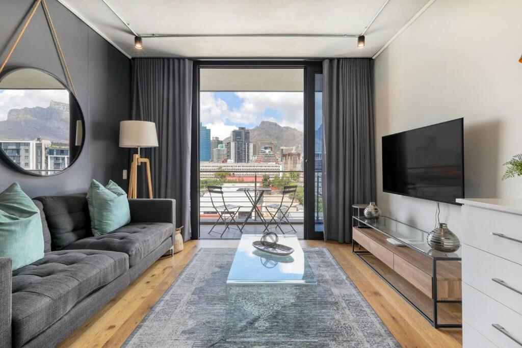 Luxury With Rooftop Pool And Table Mountain Views Apartment Kapstadt