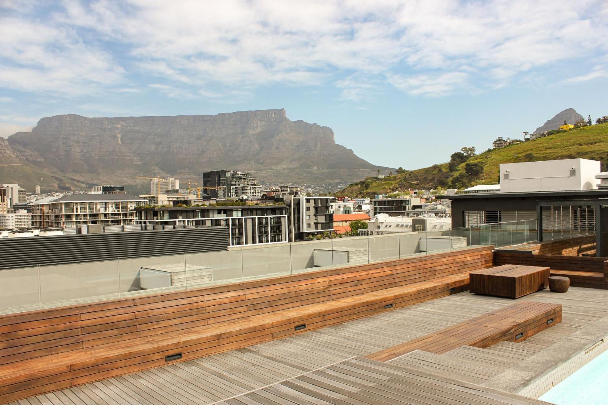 Apartment Luxury With Rooftop Pool And Table Mountain Views *